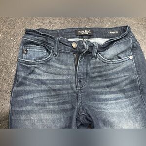 Judy Blue SZ 5/27 Mid-rise, skinny Slim, Dark Wash  JB8248SSDK EUC $25
